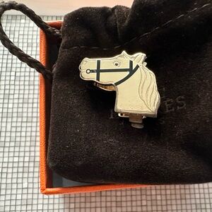 Brand New - Quadrige Twilly Ring Black/Gold 2022 Collection